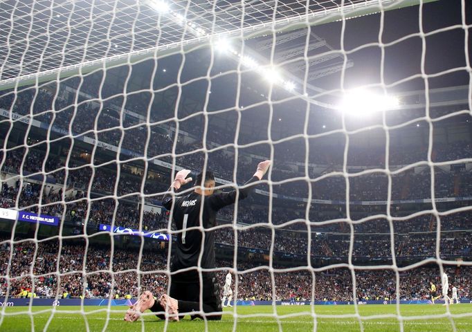 Keylor Navas v zápase Ligy mistrů Real Madrid - Viktoria Plzeň.