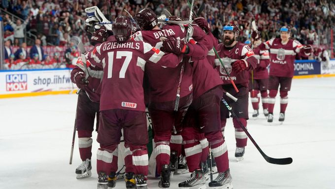 Lotyši slaví vítězství v zápase Česko - Lotyšsko na MS 2023