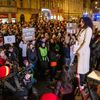 Demonstrace za spravedlnost pro oběti sexuálního násilí, znásilnění