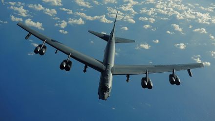 Video: V Mošnově přistál strategický bombardér B-52