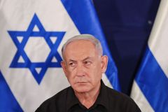 Napětí ve vedení Izraele roste. Člen válečného kabinetu chce plán pro ukončení války