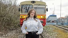 Strojvedoucí, Alexandra Horká, vlak, ženy v mužských profesích, nádraží, koleje