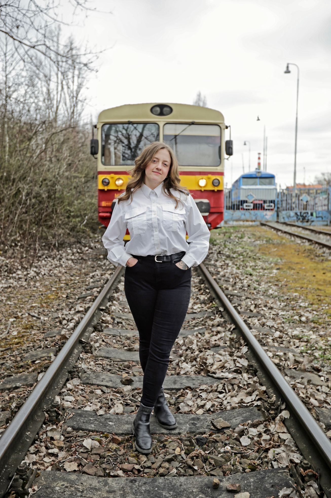 Strojvedoucí, Alexandra Horká, vlak, ženy v mužských profesích, nádraží, koleje