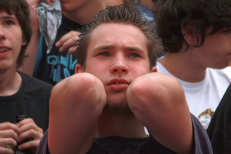 Fotbaloví fanoušci na Staroměstském náměstí