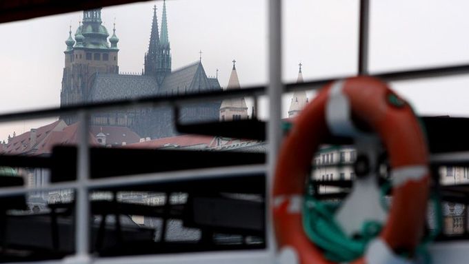 Praha kvůli vzestupu řek zastavila lodní dopravu