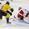Play off NHL: Nashville - Detroit (Erat, Howard)