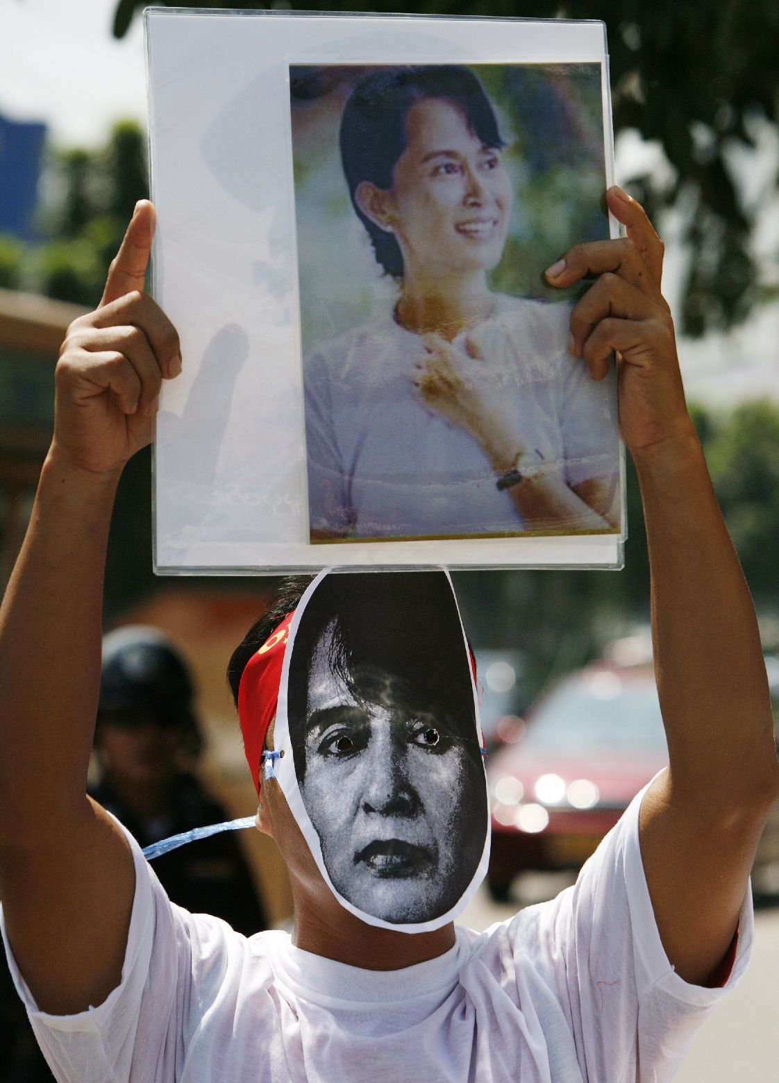 Demonstrace za propuštění Aun Schan Su Ťij (Bgk2)