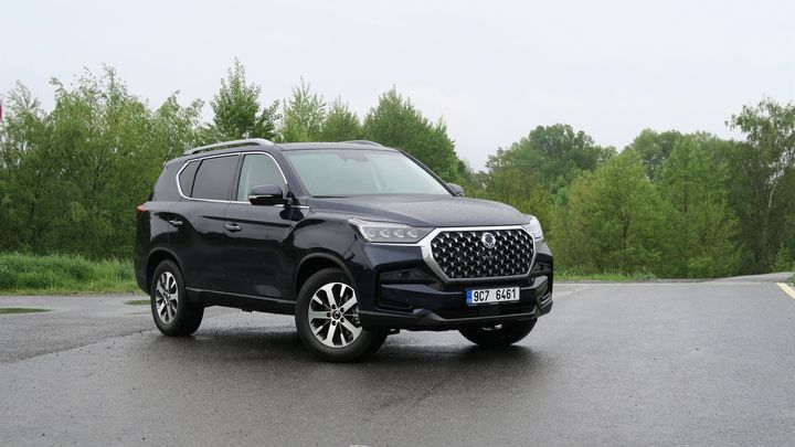 Pohodový nezmar na rámovém podvozku. Ssangong Rexton překvapí komfortem i cenou