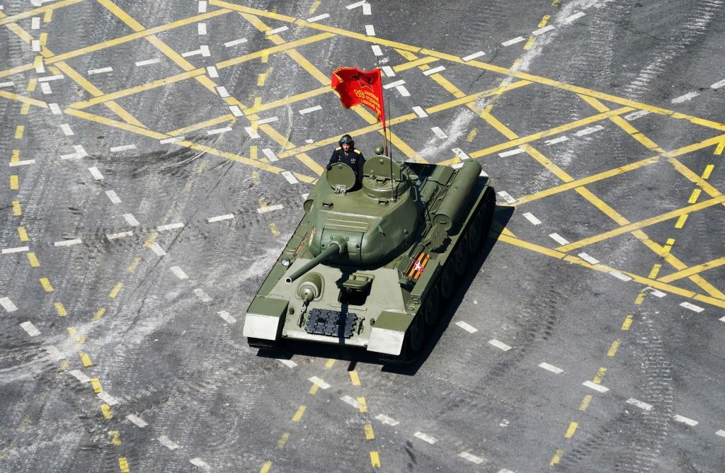Tank T-34 Moskva přehlídka