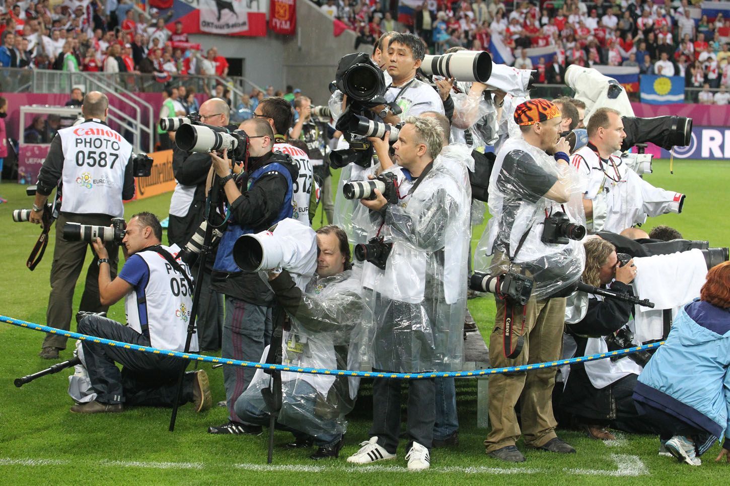 Fotografové na utkání Ruska s Českou republikou na Euru 2012