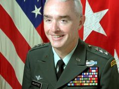 Barry McCaffrey: Guantánamo, Bagrám, Diego Garcia...