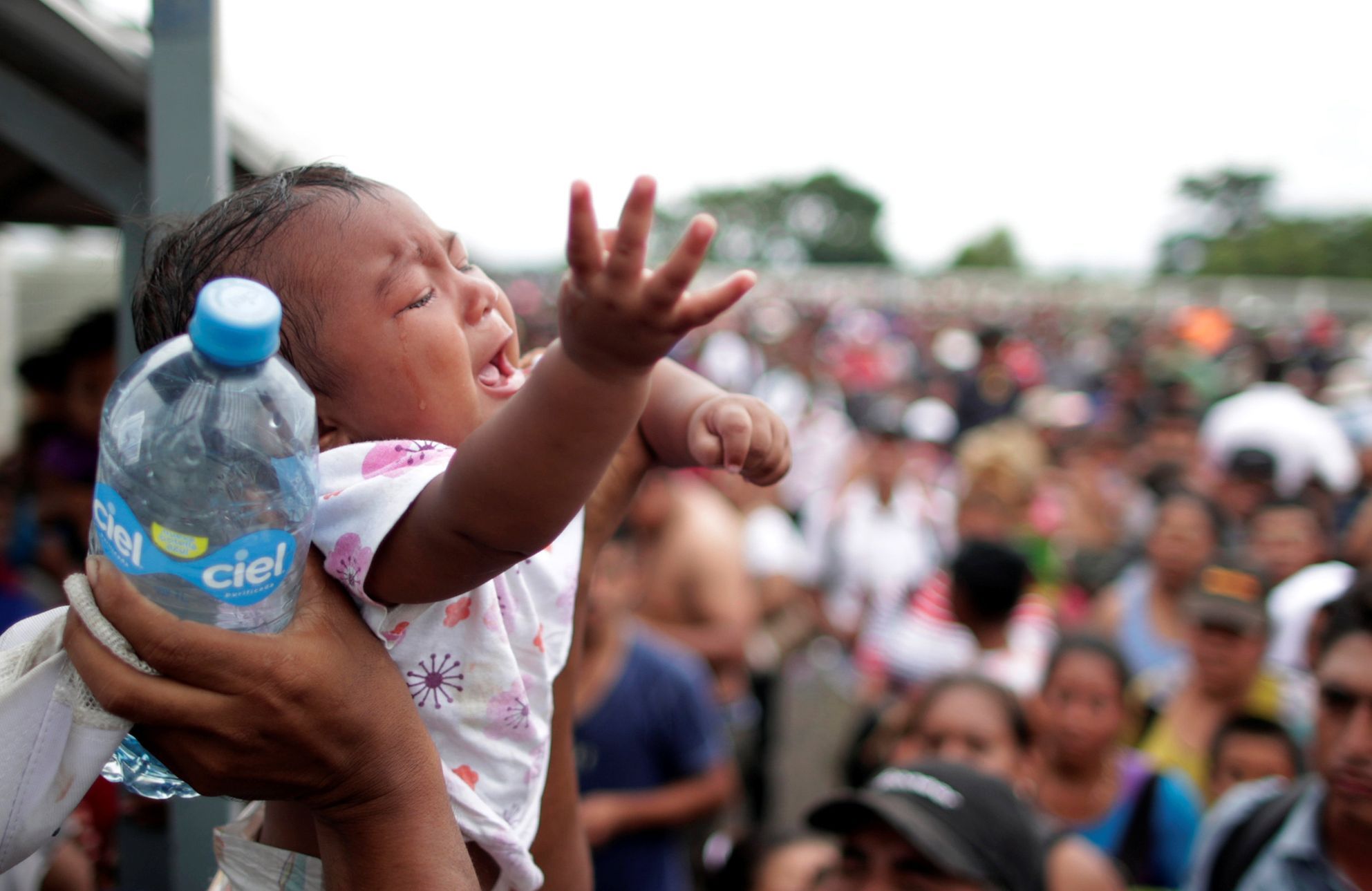 Karavana migrantů ze Střední Ameriky putuje do USA.