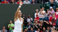 Lucie Šafářová na Wimbledonu 2014. Její skvělá pouť jí vynesla postup mezi nejlepších dvacet hráček současného světa.