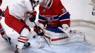 Ar´tom Anisimov a Carey Price v NHL 2014-15