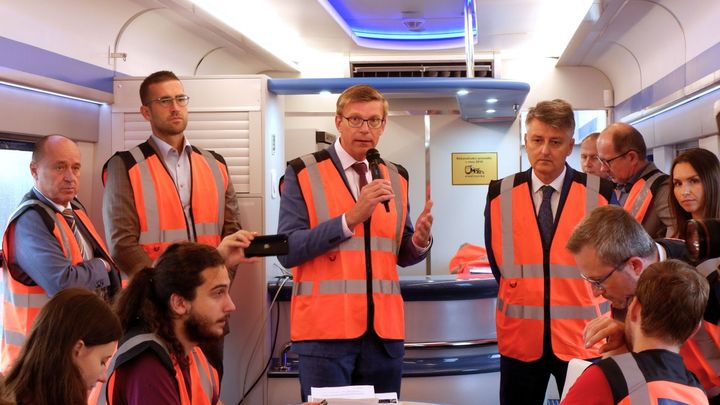 Chvíle varování a vlak brzdí. Takto funguje systém, který vymaže chyby strojvedoucích