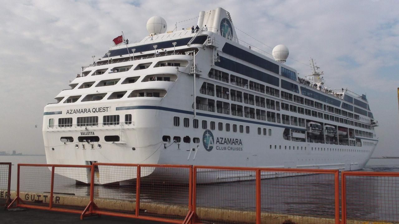 Další výletní loď v potížích: Azamara Quest
