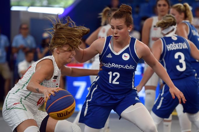 České reprezentantky v basketbalu 3x3 na Evropských hrách 2019 (Alžběta Levinská)