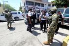 Zabavili jim i zbraně. Policii v Acapulku podezírají z napojení na drogové gangy