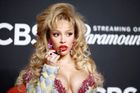 New York, USA: zpěvačka Doja Cat pózuje na červeném koberci při udílení cen MTV Video Music Awards 2025 v Elmontu.