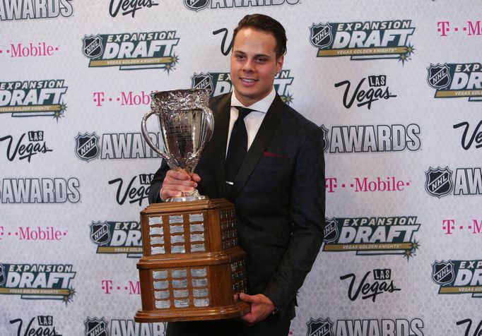 Auston Matthews a Calder Memorial Trophy