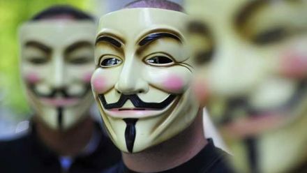 Anonymous versus AnonGhost: Boj s teroristy v kyberprostoru