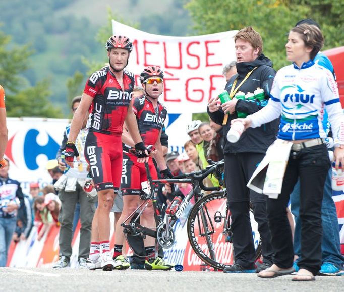 Cadel Evans v problémech ve 14. etapě Tour de France