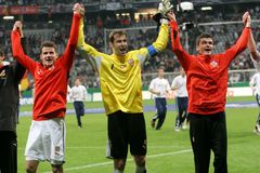 Czechs beat Germany in Munich to reach Euro 2008