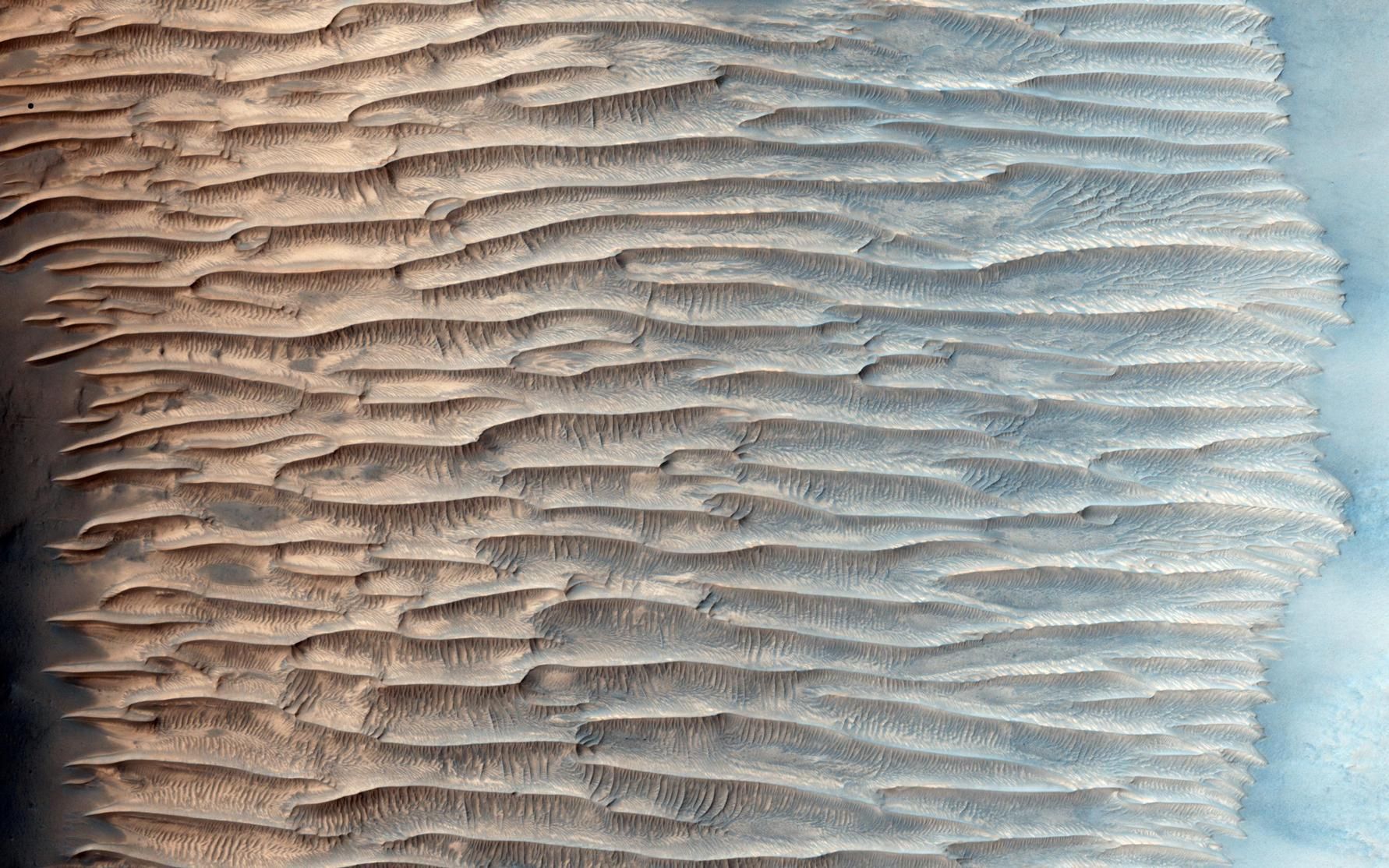 Fotogalerie / Fascinující pohledy na povrch Marsu / NASA / 13