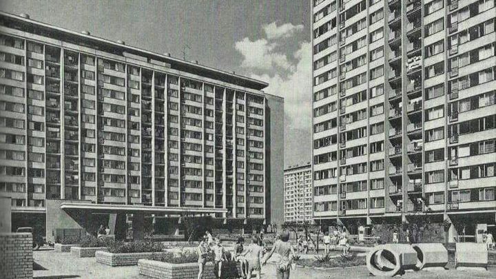 Husákovo 3+1. Podívejte se, jak se platilo za vlastní bydlení v dobách socialismu; Zdroj foto: Spolek přátel sídliště Ďáblice (archiv)