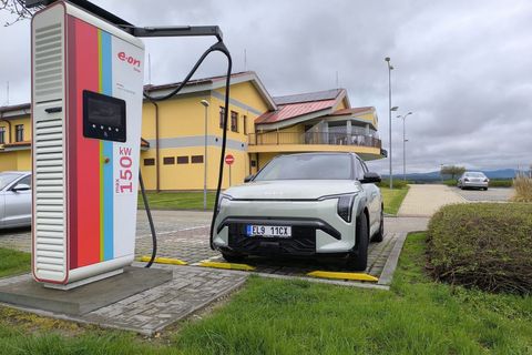KIA EV3 alpský test