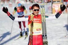 Sdruženář Riiber je poprvé mistrem světa, švédské běžkyně překvapivě porazily Norky