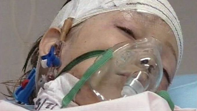 Devítiletý Nizozemec má zlomené obě nohy, je v nemocnici v Tripolisu.
