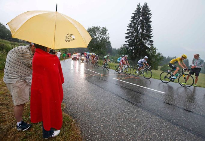 Déšť v 19. etapě Tour de France 2013