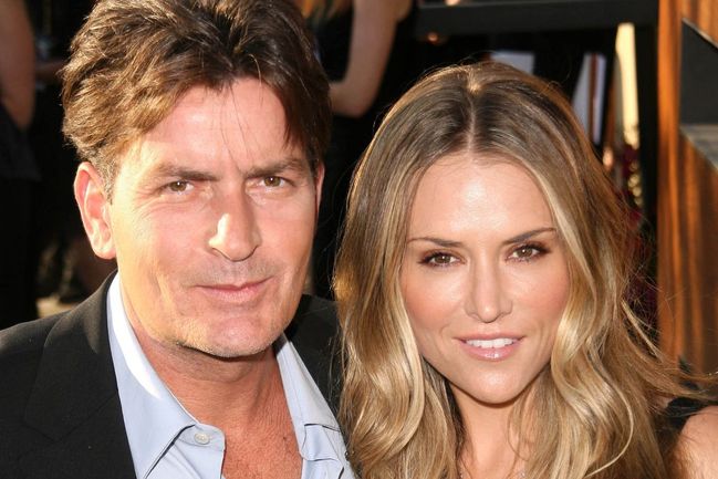 Charlie Sheen a Brooke Muellerová