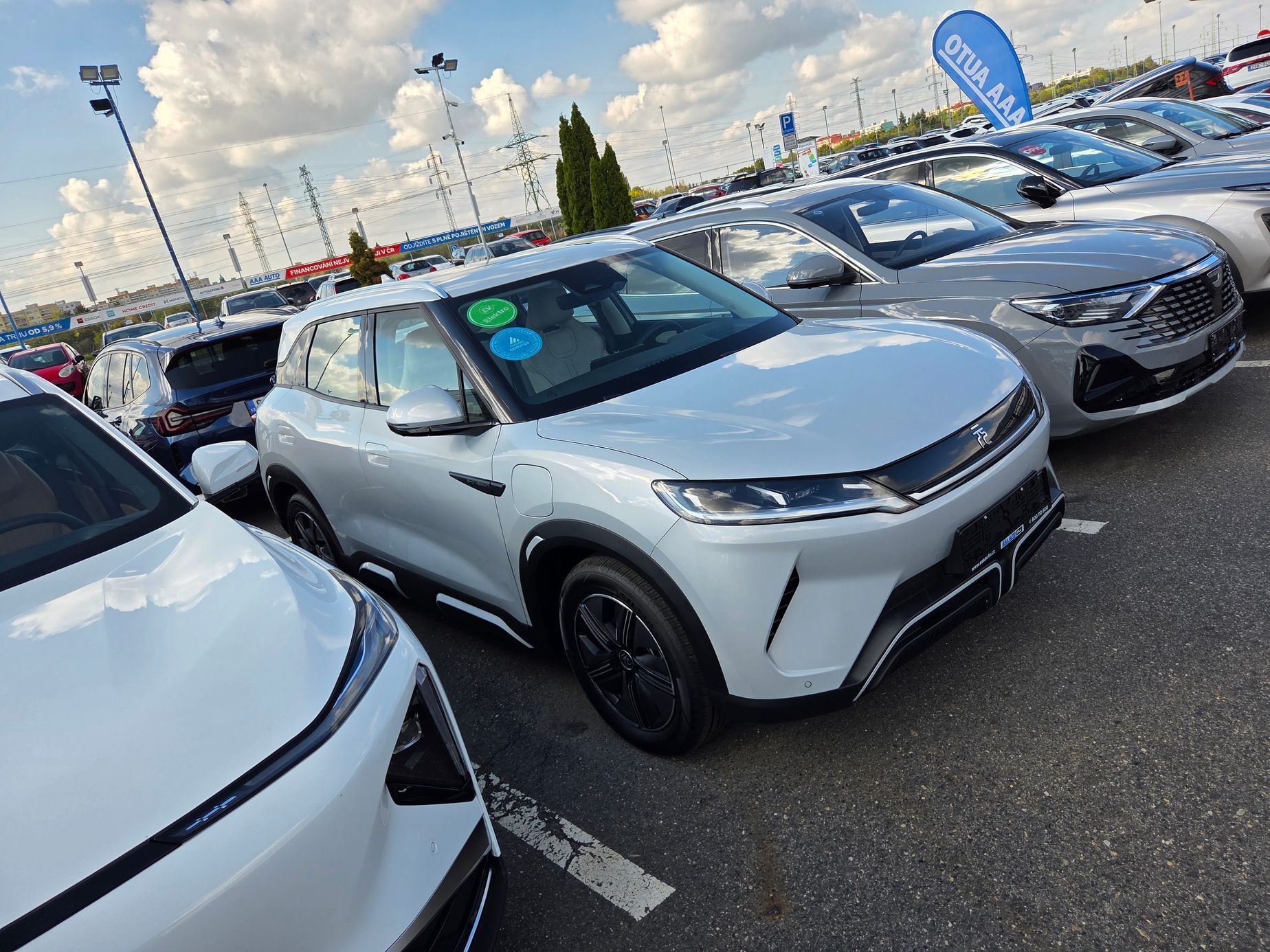 čínská auta AAA Auto