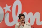 Rousseffová vyhrála 1. kolo voleb, v patách jí je Neves