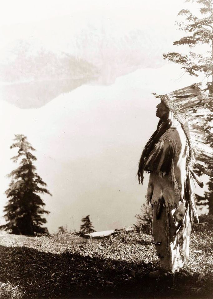 Podívejte se na unikátní magické kouzlo starých fotografií amerických indiánů jak je zachytil okolo roku 1900 fotograf Edward Sheriff Curtis.