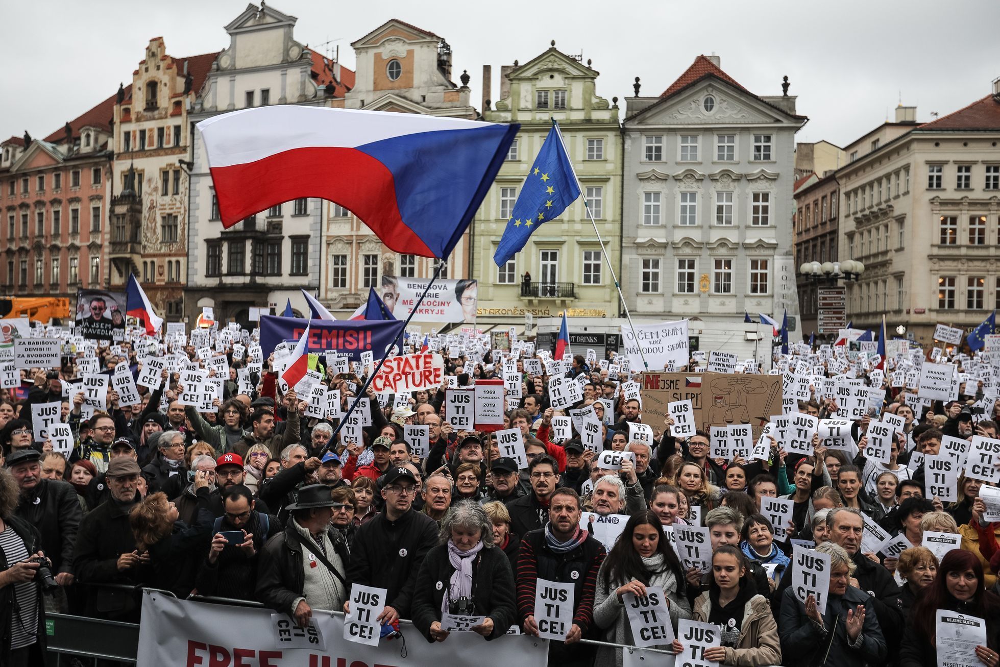 Protest / pochod / demonstrace proti jmenování Marie Benešové ministryní, Milion chvilek pro demokracii, Praha