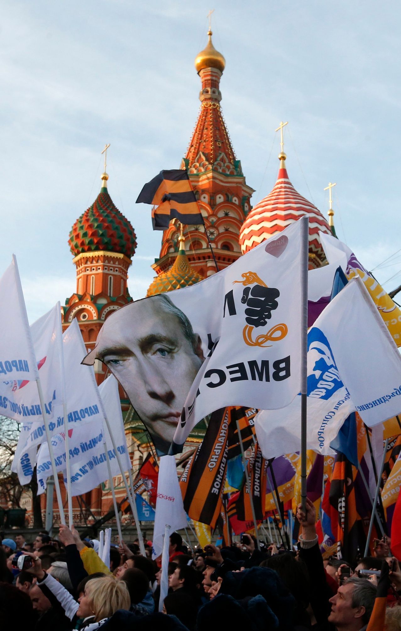 Příznivci Vladimira Putina v Moskvě