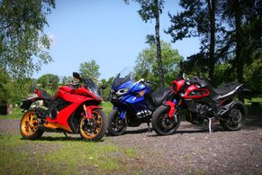 Jawa má tři rytíře Jedi. Přichází s motorkami, které v Číně vozí policii i hasiče