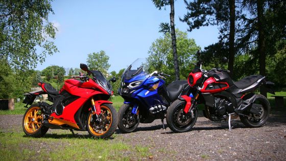 Jawa má tři rytíře Jedi. Přichází s motorkami, které v Číně vozí policii i hasiče
