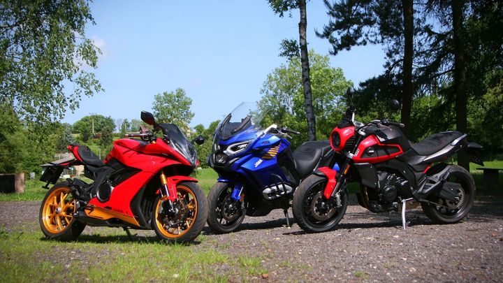 Jawa má tři rytíře Jedi. Přichází s motorkami, které v Číně vozí policii i hasiče