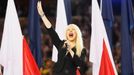 NFL, Super Bowl 2011: Christina Aguilera  zpívá hymnu