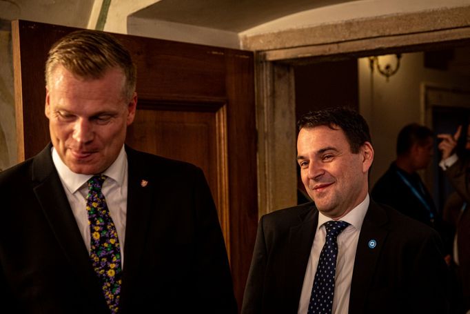 Parlamentní volby 2025,HN, reportáž, Filip Turek, Petr Macinka, předseda strany Motoristé sobě,, volební štáb Motoristé sobě, Martincův palác, Praha,  4.10.2025, foto: Ho
