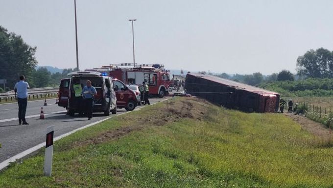 Nehoda autobusu na chorvatské dálnici