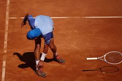 French Open pod palbou. Francouz utekl diskvalifikaci, Paříž prý přitahuje chuligány