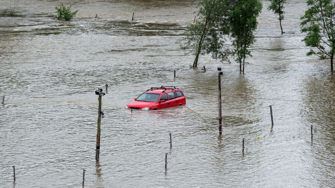 Hladiny řek v Česku stoupaly, hrozily povodně