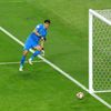 Jasín Bunú si málem dává vlastní gól v zápase o 3. místo na MS 2022 Chorvatsko - Maroko