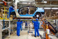 Nový závod Škody v Česku nebude, podle Volkswagenu v zemi není dostatek zaměstnanců
