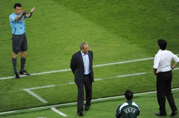 Trenéři vykázáni